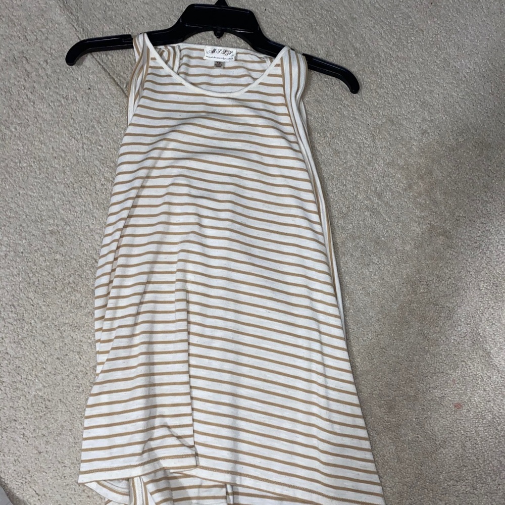Women’s cotton tank top.